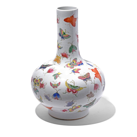 Wucai Porcelain Tianqiuping Vase - Butterfly Design