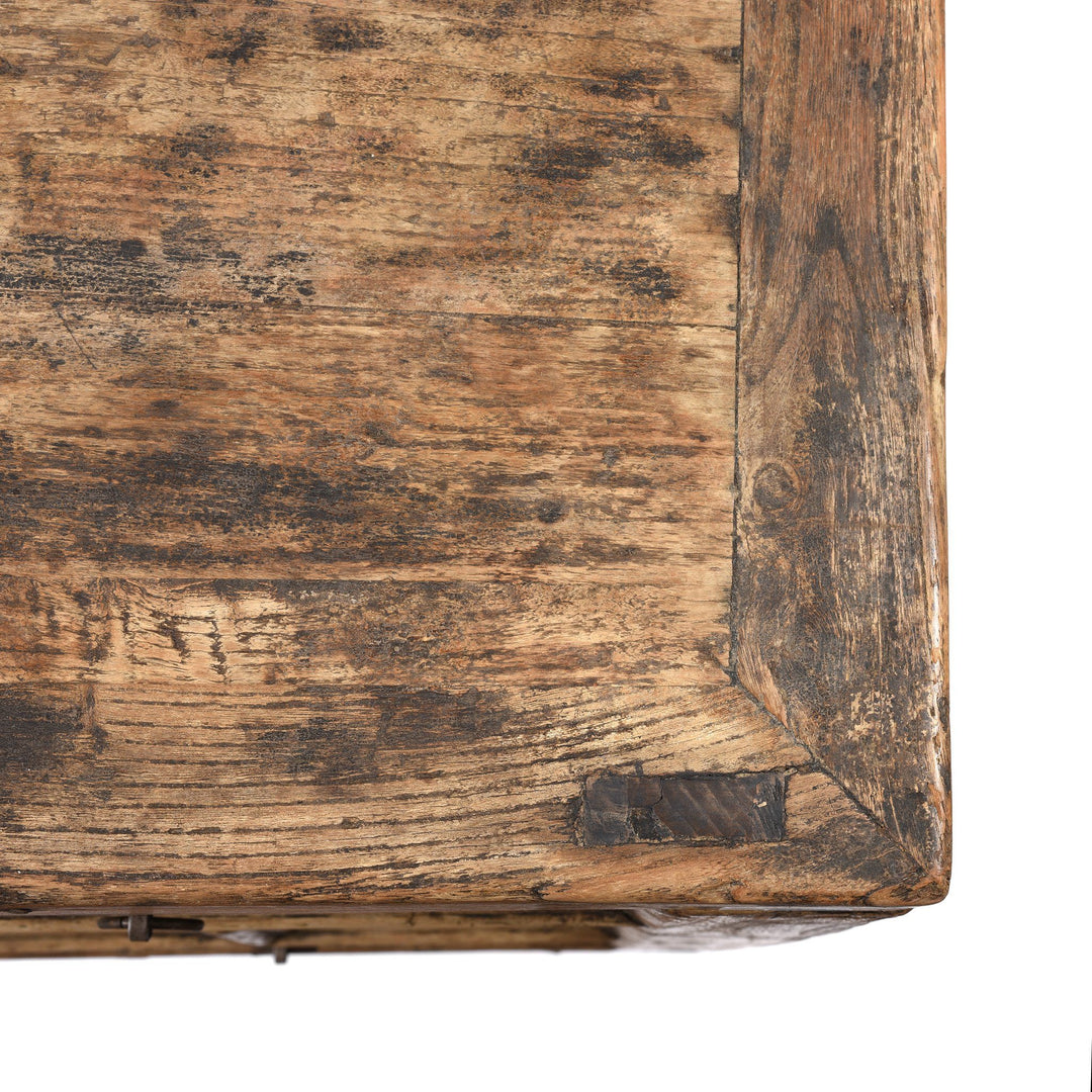 Top detail of a Bleached Elm Chinese Chest Of Drawers From Gansu - Late 19thC | Indigo Antiques