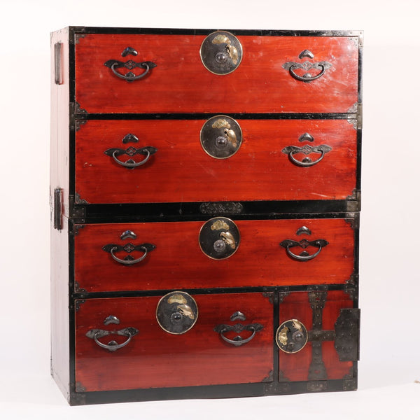 Isho Dansu clothing chest from Yonezawa - 19thC