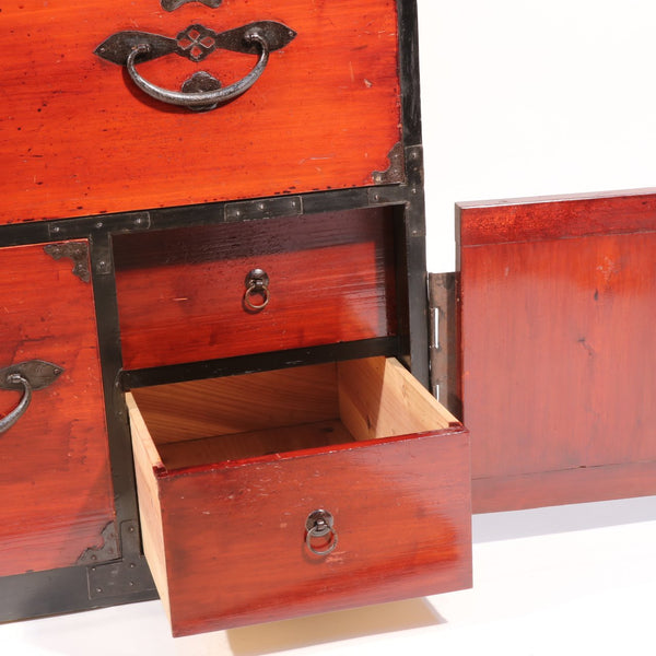 Isho Dansu clothing chest from Yonezawa - 19thC