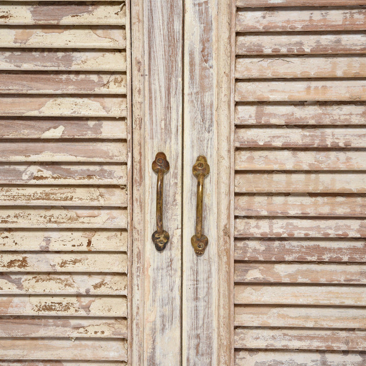 Handle Detail Of Reclaimed Teak 3 Door Louvre Cabinet With Paint Finish | Indigo Antiques