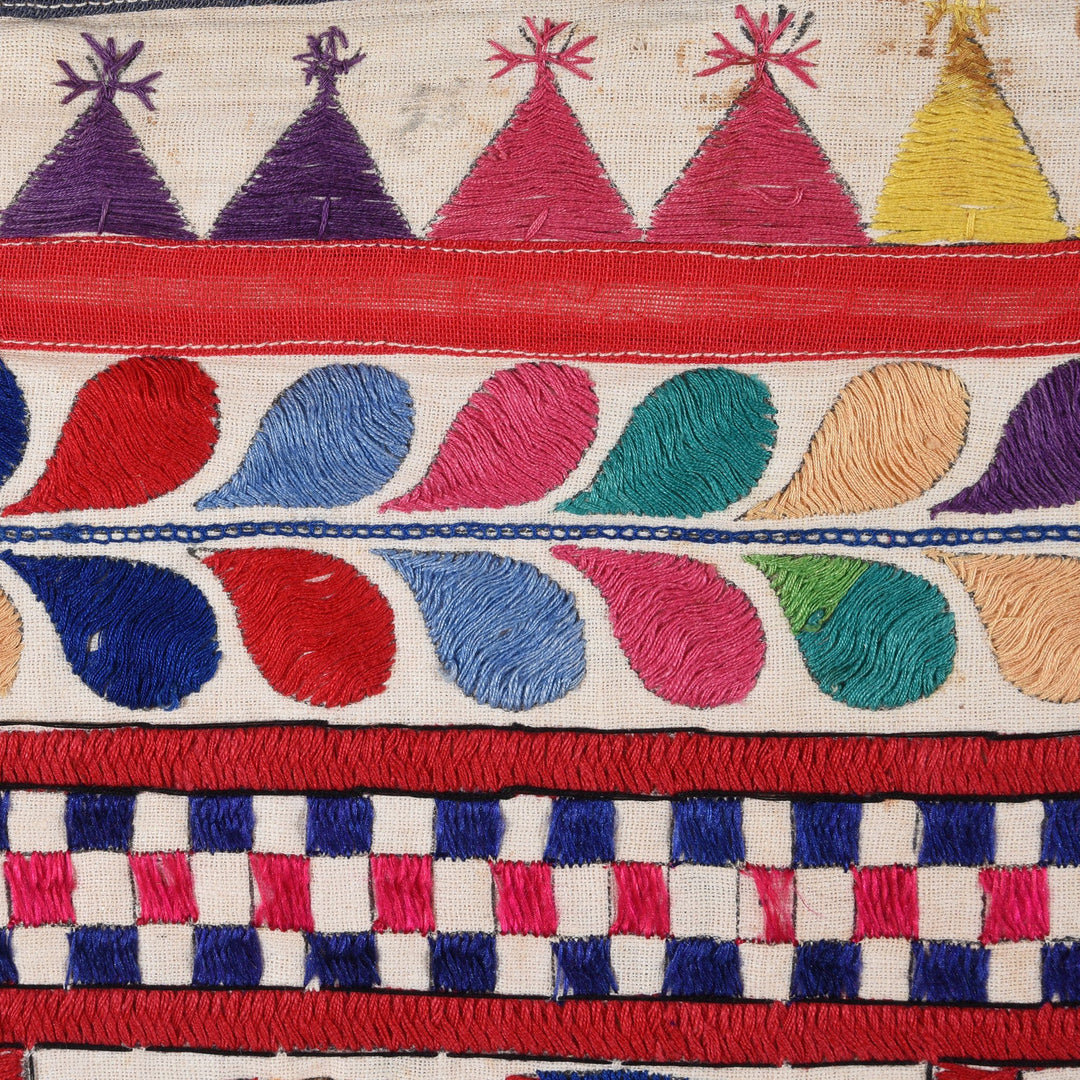 Old Indian Rajasthani Textile Elephant Toran -  Ca 1960 | Indigo Antiques