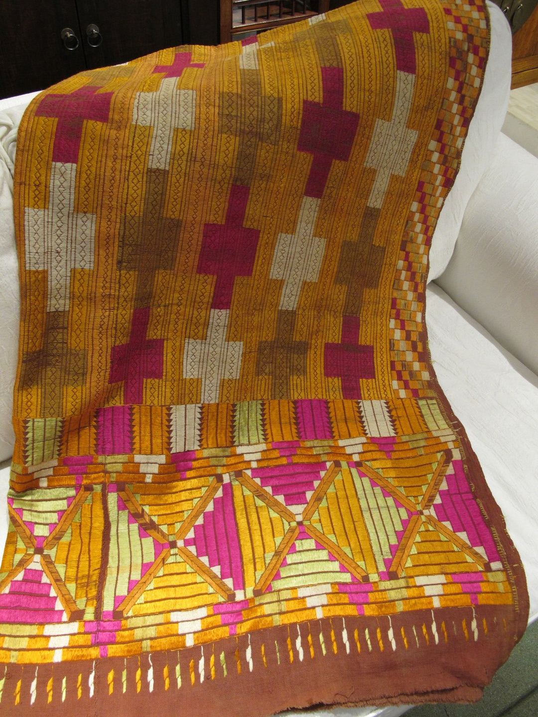 Old Silk Phulkari from Punjab - Ca 75 yrs old | Indigo Oriental Antiques