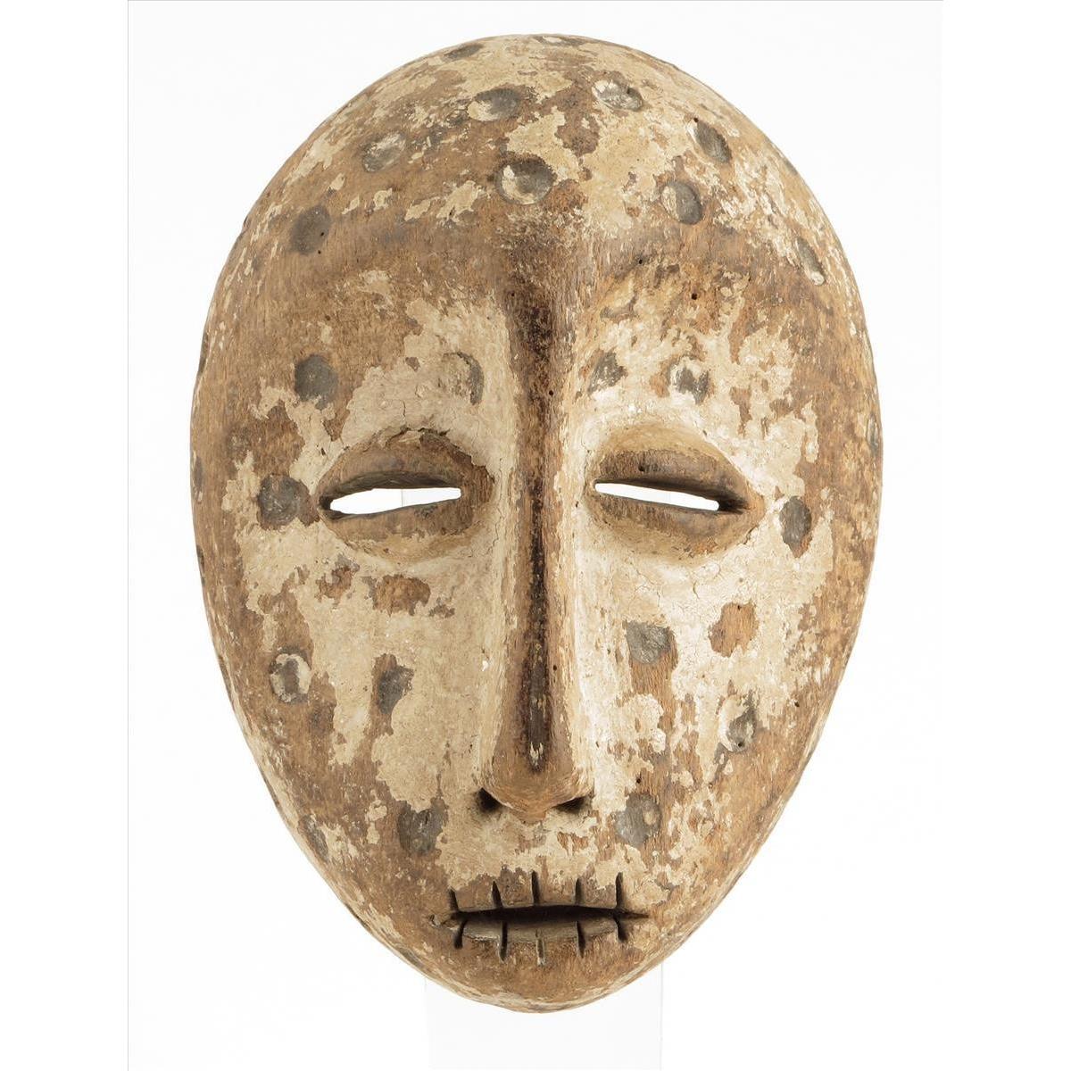 Lega Mask With Dimples And White Pigment | Indigo Oriental Antiques